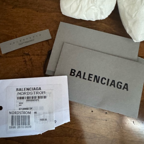 BALENCIAGA Le Cagole leather handbag Never worn, with tag metallic purple - Picture 9 of 10